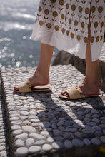 Load image into Gallery viewer, Raffia slide sandal
