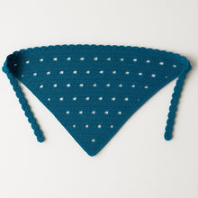 Ladda upp bild till gallerivisning, Virkad sjalett Bibi
