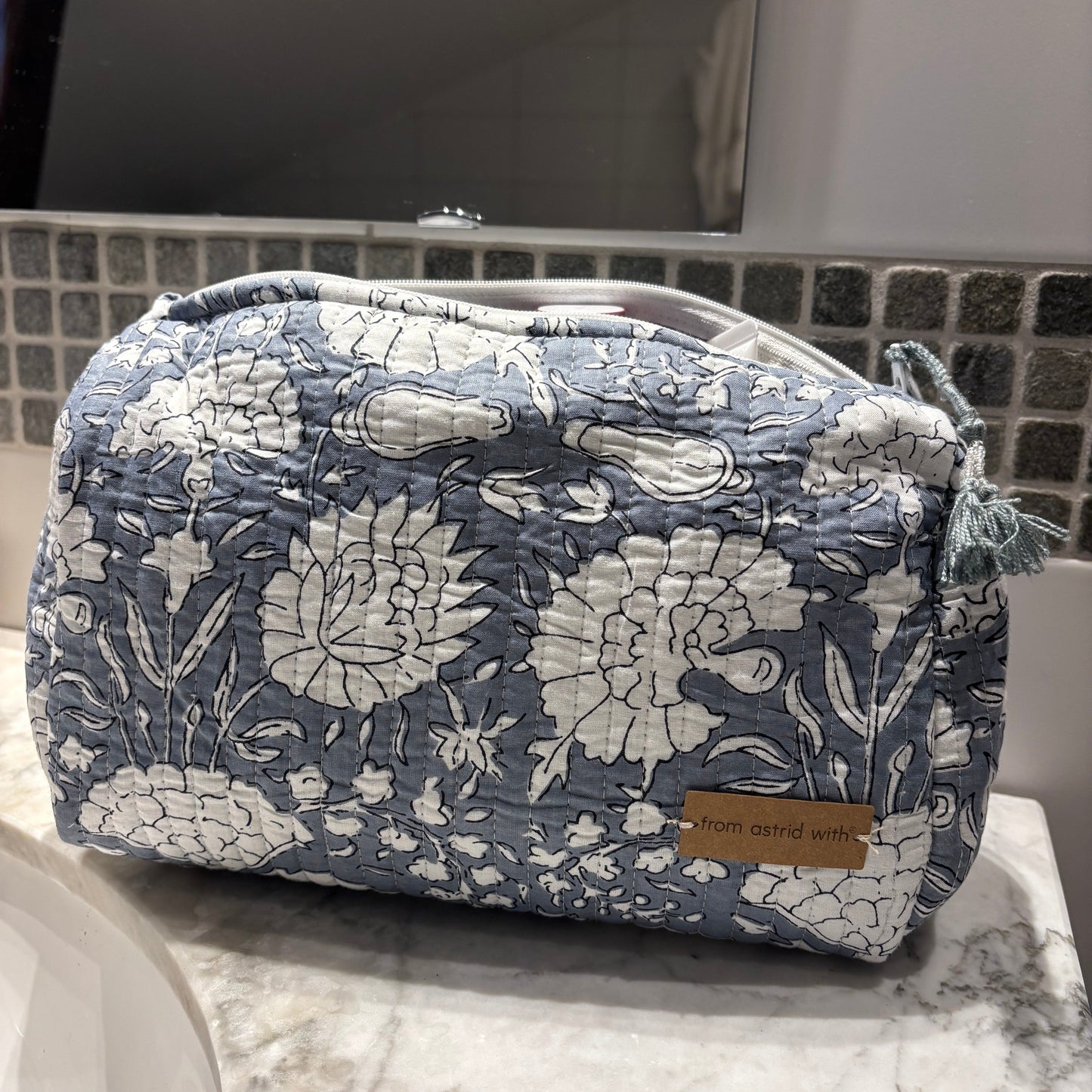 Toiletry bag Tara